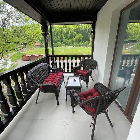 Castle Residence Apt. Eminescu Buşteni Exteriér fotografie